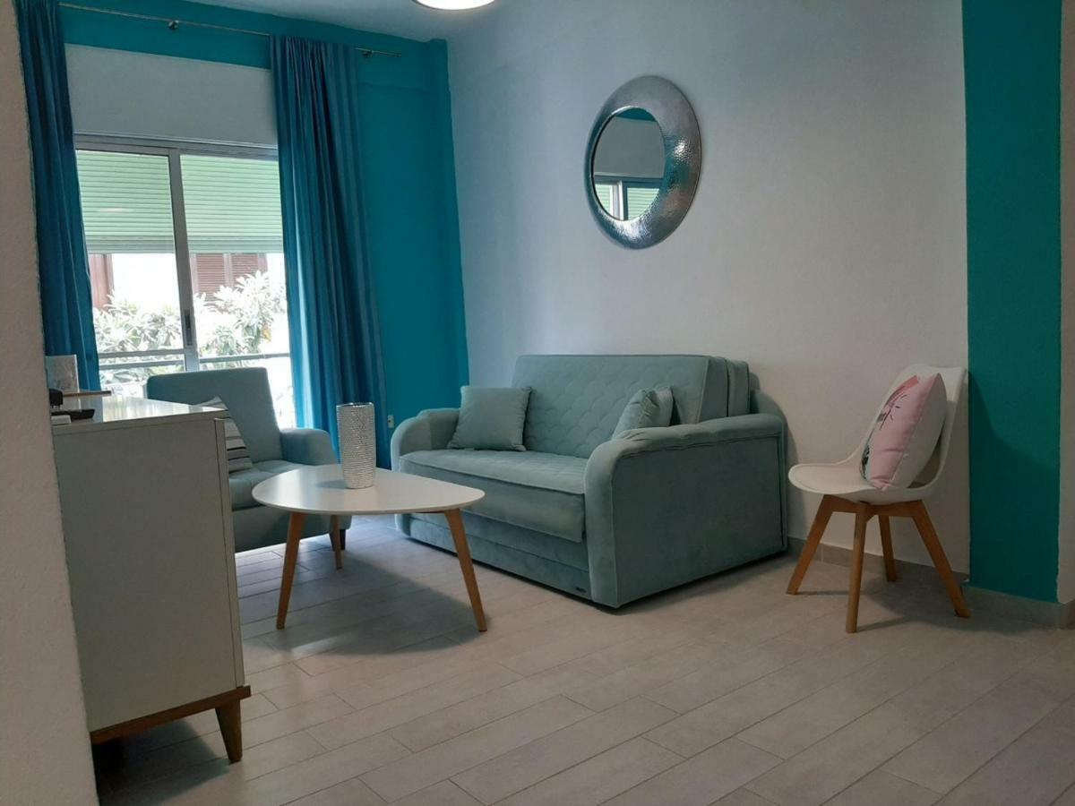 Gala Apartment Nea Poteidaia Exterior photo